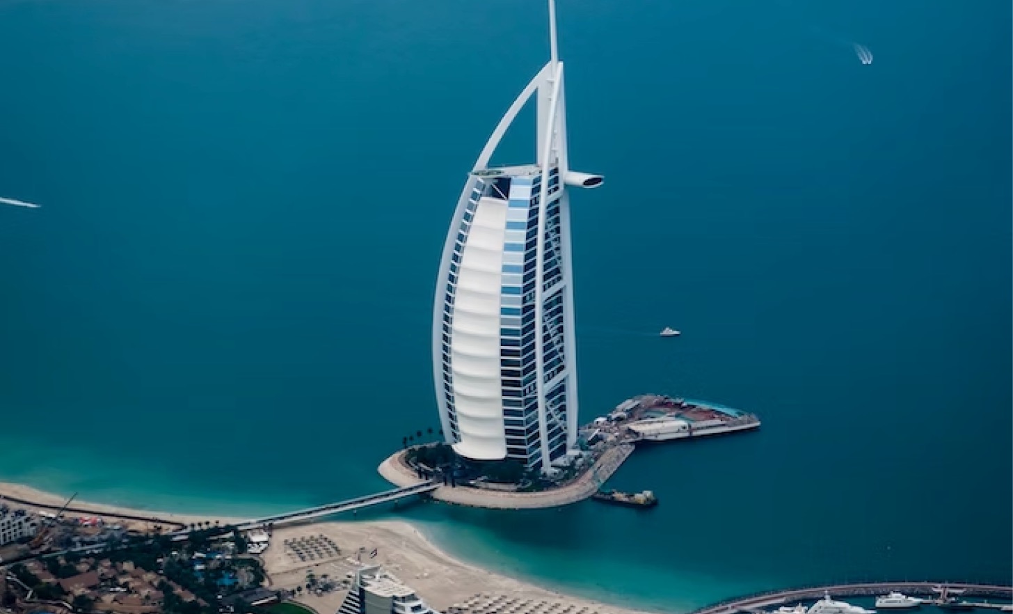 Dubai, UAE travel destination - Dubai is a holiday destination that combines culture and his...